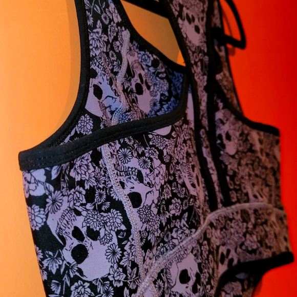 Racerback Torrid Black Purple Skull Floral Wicking Active Bra - Picture 10 of 14